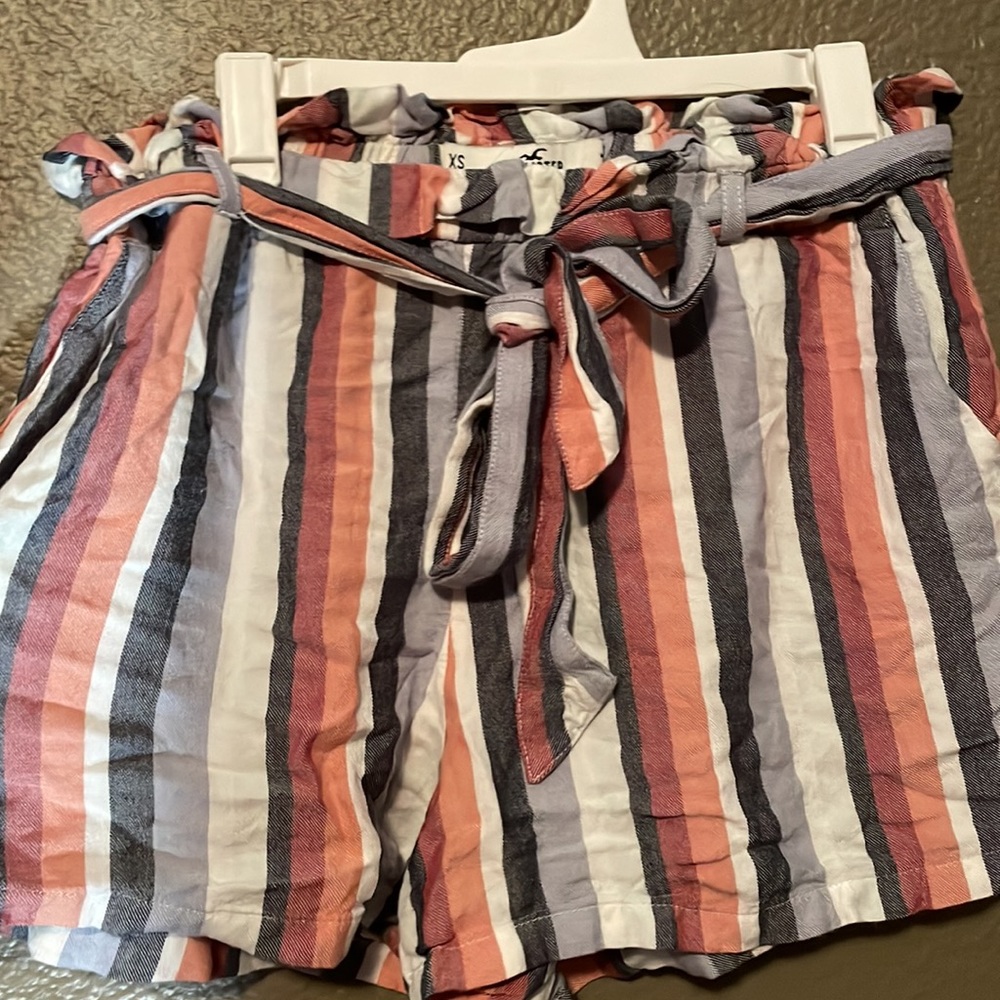 Ultra High Rise Shorts - Picture 2 of 3